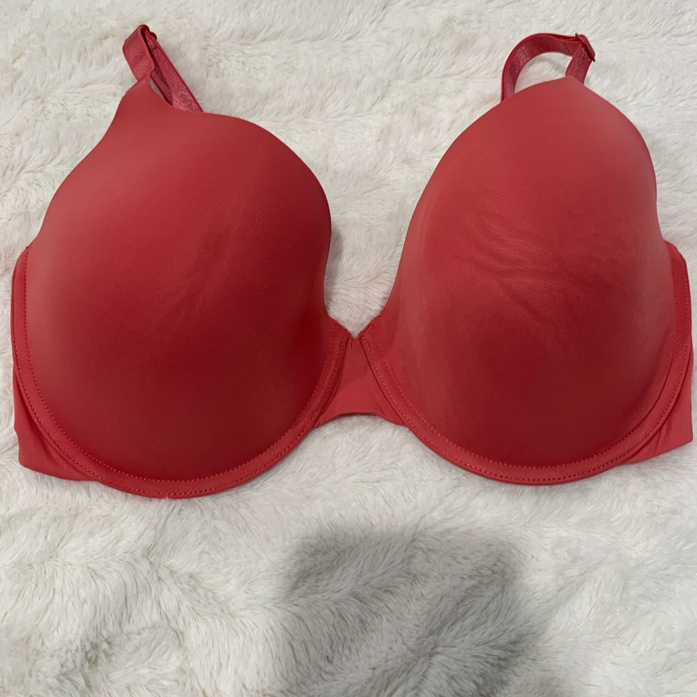 Red light push up bra